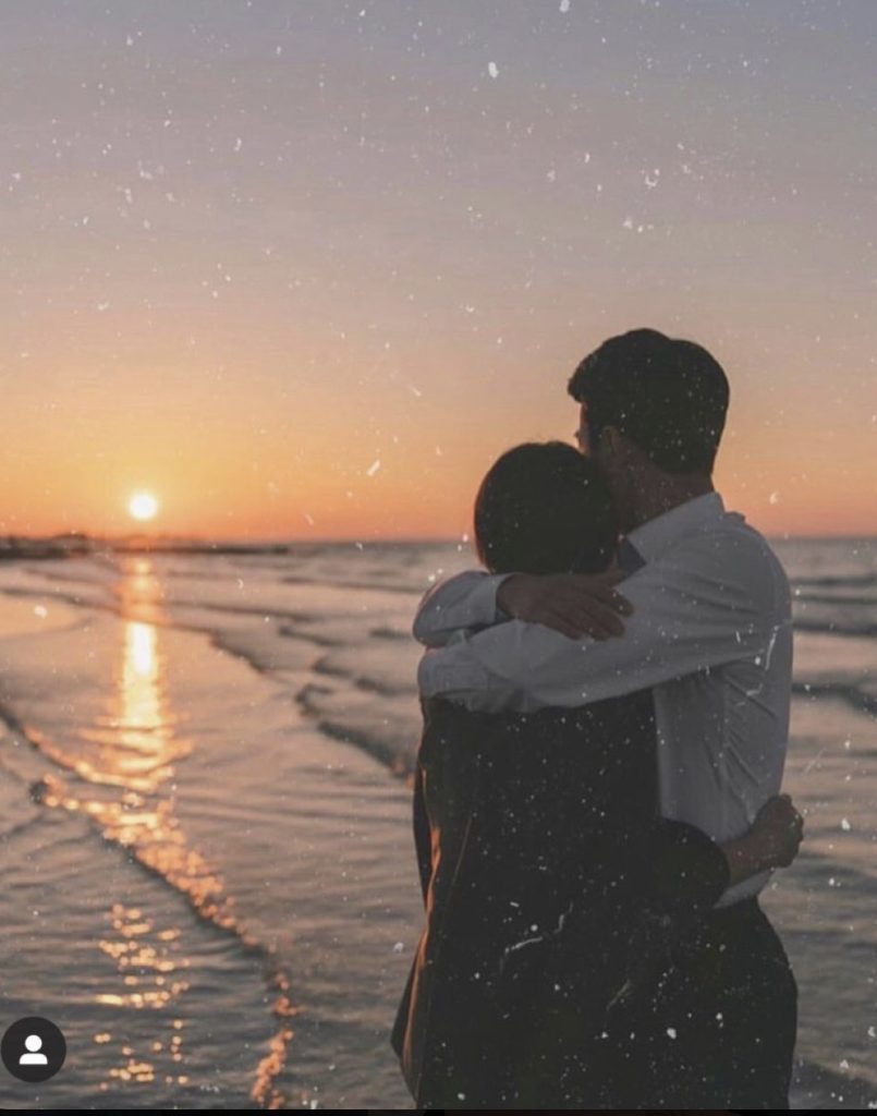 Chồng Đi Họp Phụ Huynh Cùng Tình Đầu