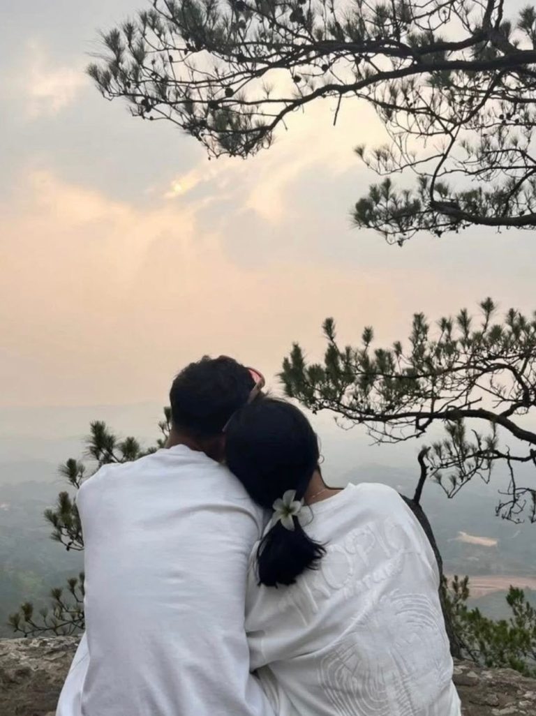 Ngày Ly Hôn Tôi Ra Đi Tay Trắng